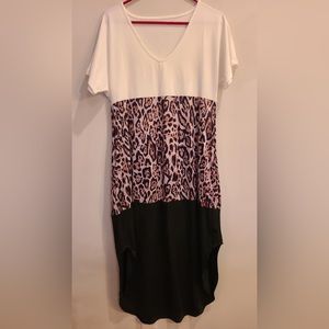 Boutique women’s dress. Size medium.